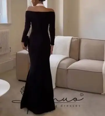 Maßgeschneiderte schwarze A-Linie-Abschlussballkleider, bodenlang, rückenfrei, volle Ärmel, Abendkleid, schlichtes, drapiertes, lässiges Partykleid