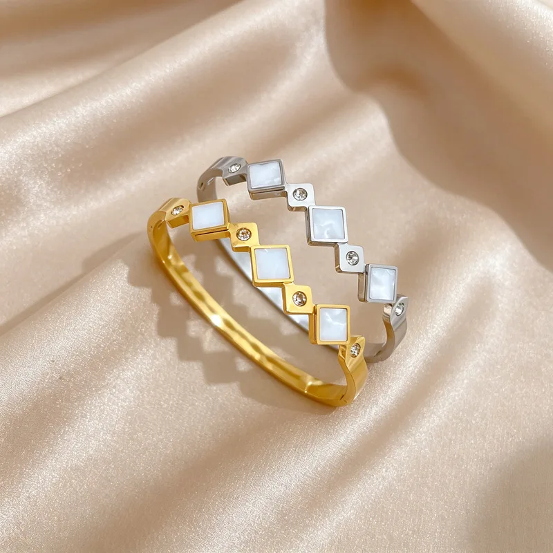 Diamond‑Shaped Shell Minimalist European American Style Titanium Steel Bangle Retro Fashion Stainless Steel Jewelry For Women