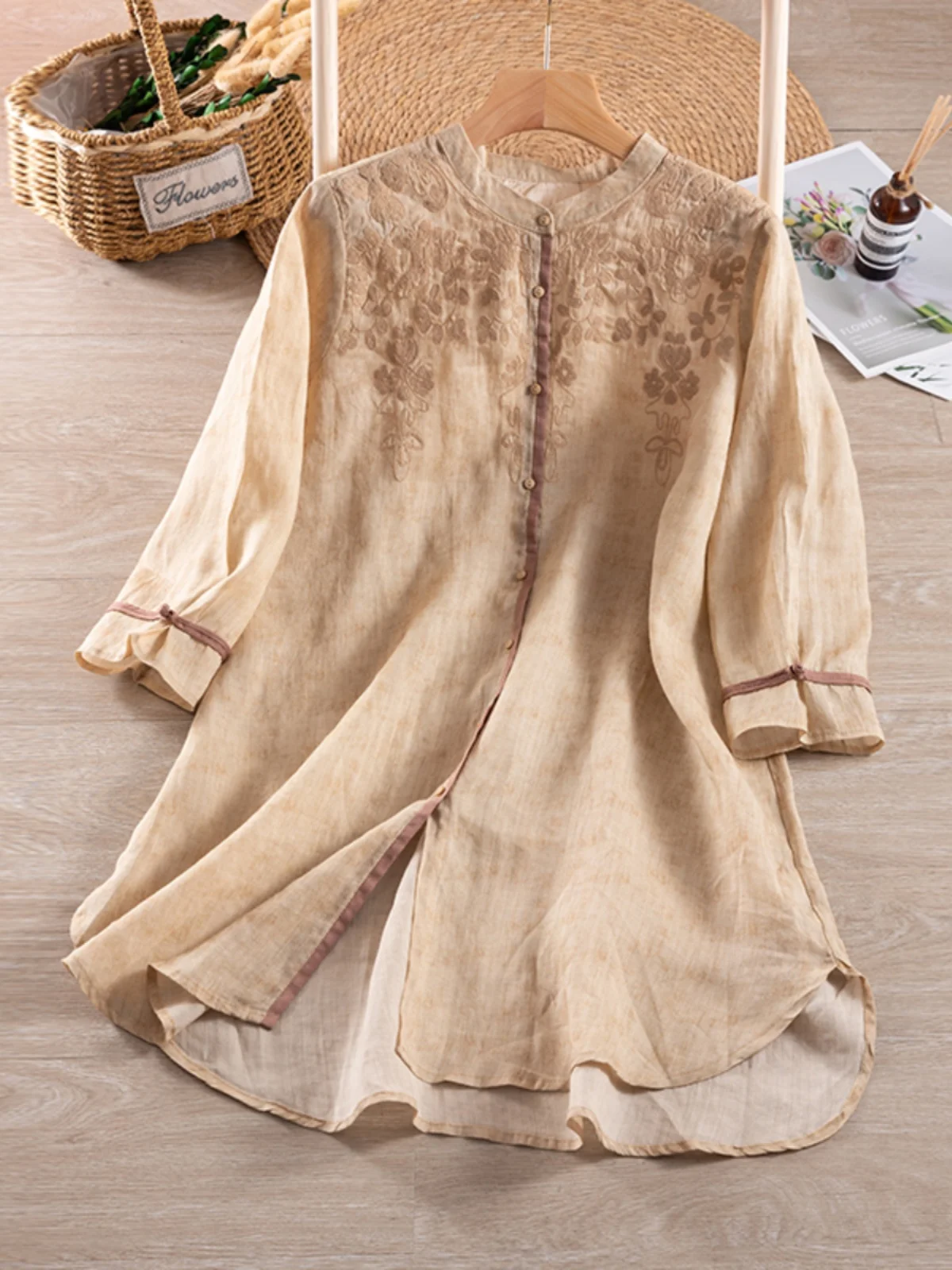 

Женский свободный воротник-стойка средней длины с вышивкой, одинарный индивидуальный товар, повседневный модный весенний сезон