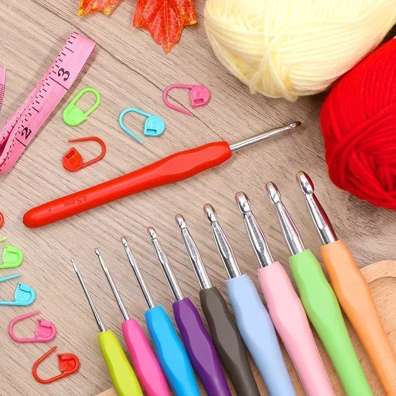 1Pcs 2.0-10.0mm Silicone Handle Crochet Hooks Needles Knit Yarn Sewing Tools Crochet Knitting Needles Weave Craft Knitting