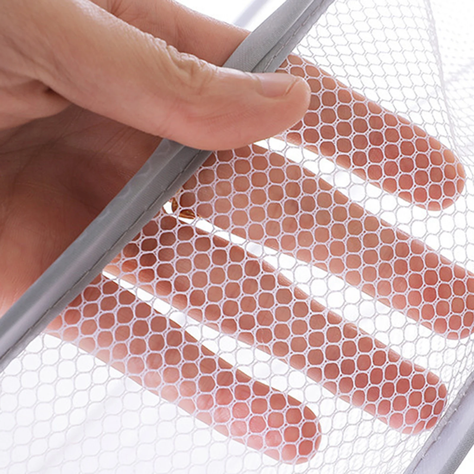 

1pcs Portable Collapsible Mesh Clothes Drying Rack Laundry Accessories Foldable Sweater Rack Hanging Over Door Racks Storage