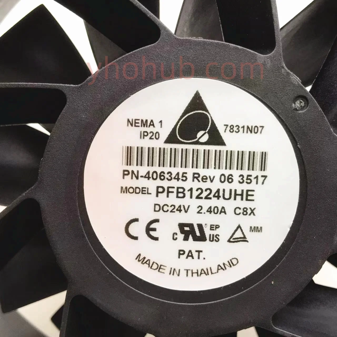 

Delta Electronics PFB1224UHE C8X DC 24 В 2,40 А 120x120x38 мм 2-проводной охлаждающий вентилятор для сервера