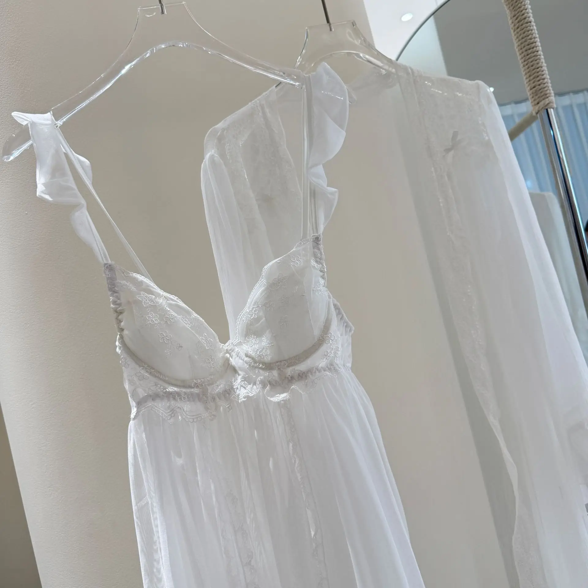 Elegante abito da notte femminile Set Accappatoio in rete Camicia da notte Camicia da notte sexy in pizzo Indumenti da notte Abbigliamento estivo per la casa