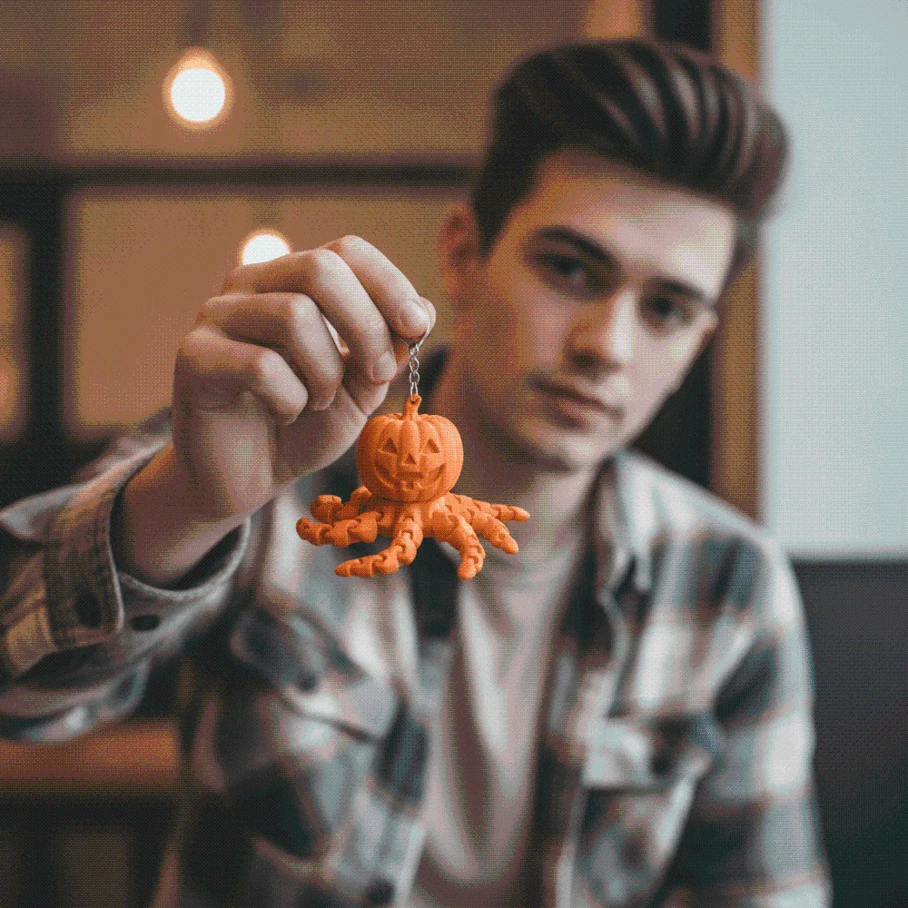 Glow In The Dark Pumpkin Key Chain Flexible Tentacles Rotating Design Ghost Key Ring Creative Shape Fine Texture Fidget