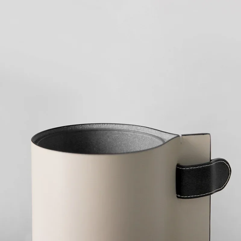 مزهرية زجاجية جلدية فاخرة وخفيفة الوزن لزراعة الزهور المائية، مكتب مبيعات غرفة نموذجية، زينة منزلية