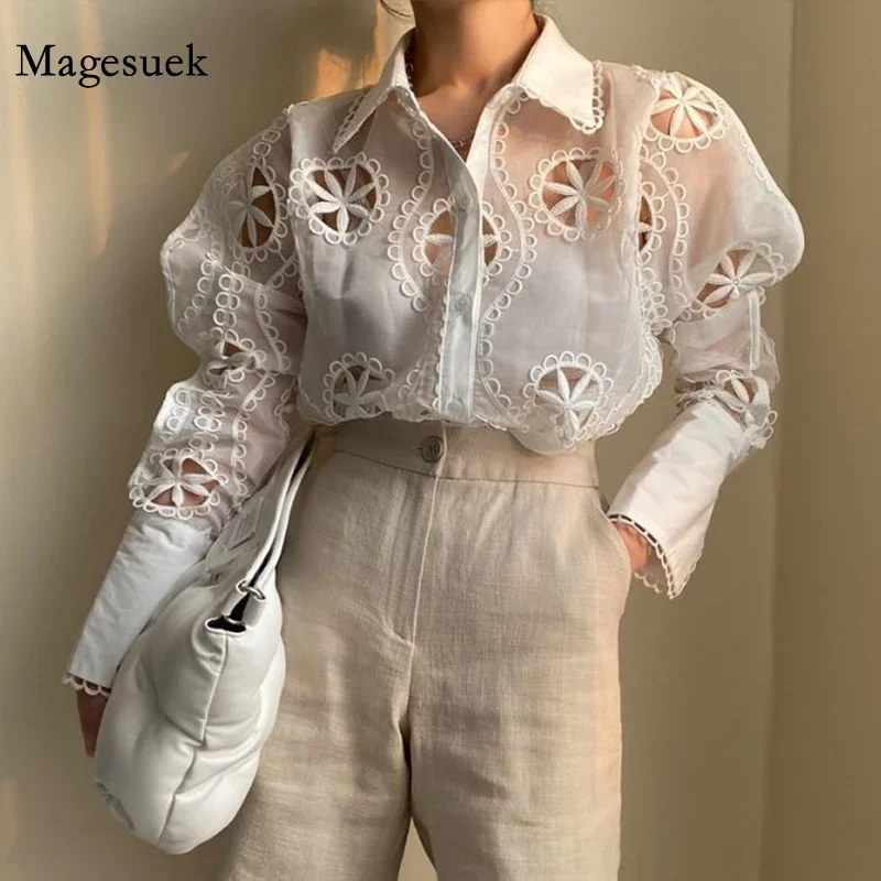 New Spring Long Sleeve White Blouse Women Sexy Hollow Out Floral Embroidery Female Shirt Tops Vintage Loose Casual Blouses 13369