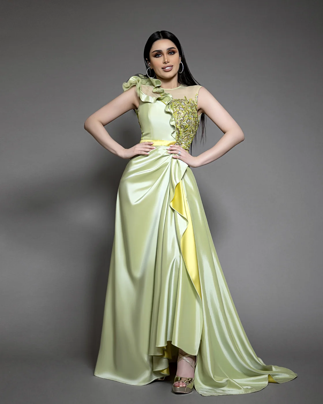 Arabia Light Green Satin Mermaid Evening Dresses High Slit Ruffle Neck Beaded Contrast Floor Length Formal Prom Party Gowns