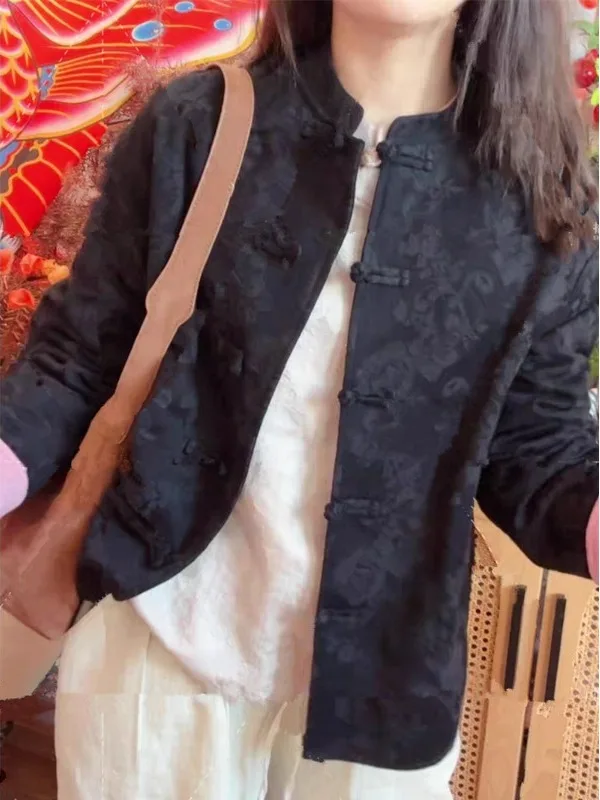 Nueva ropa de abrigo china Sle fina de otoño para mujer, cómoda chaqueta con bordado Floral, abrigo versátil para combinar a diario para mujer