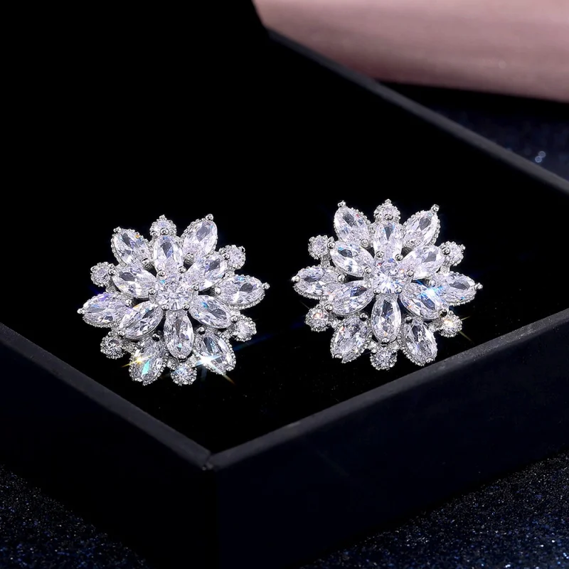 CAISHI Brilliant Cubic Zirconia Jewelry Stud Earrings for Women Elegant Daily Wearable Accessories Engagement Wedding Jewelry
