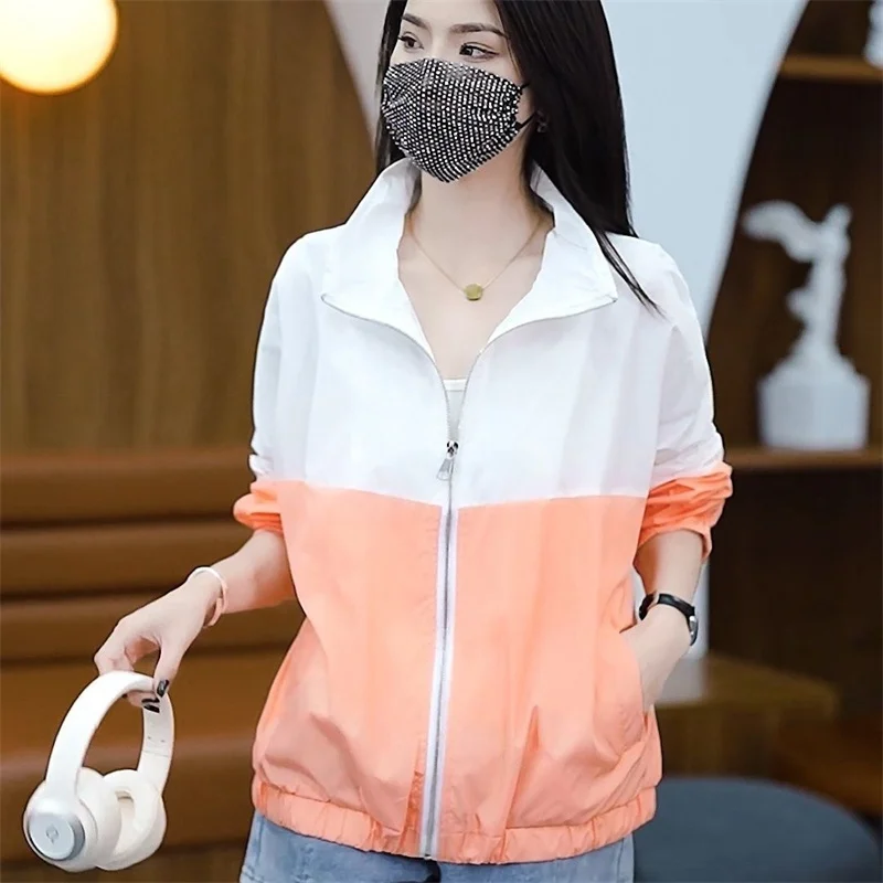 

Лето 2025 г., новая солнцезащитная одежда, женское пальто, уличная легкая дышащая солнцезащитная куртка для мам среднего возраста, повседневная верхняя одежда