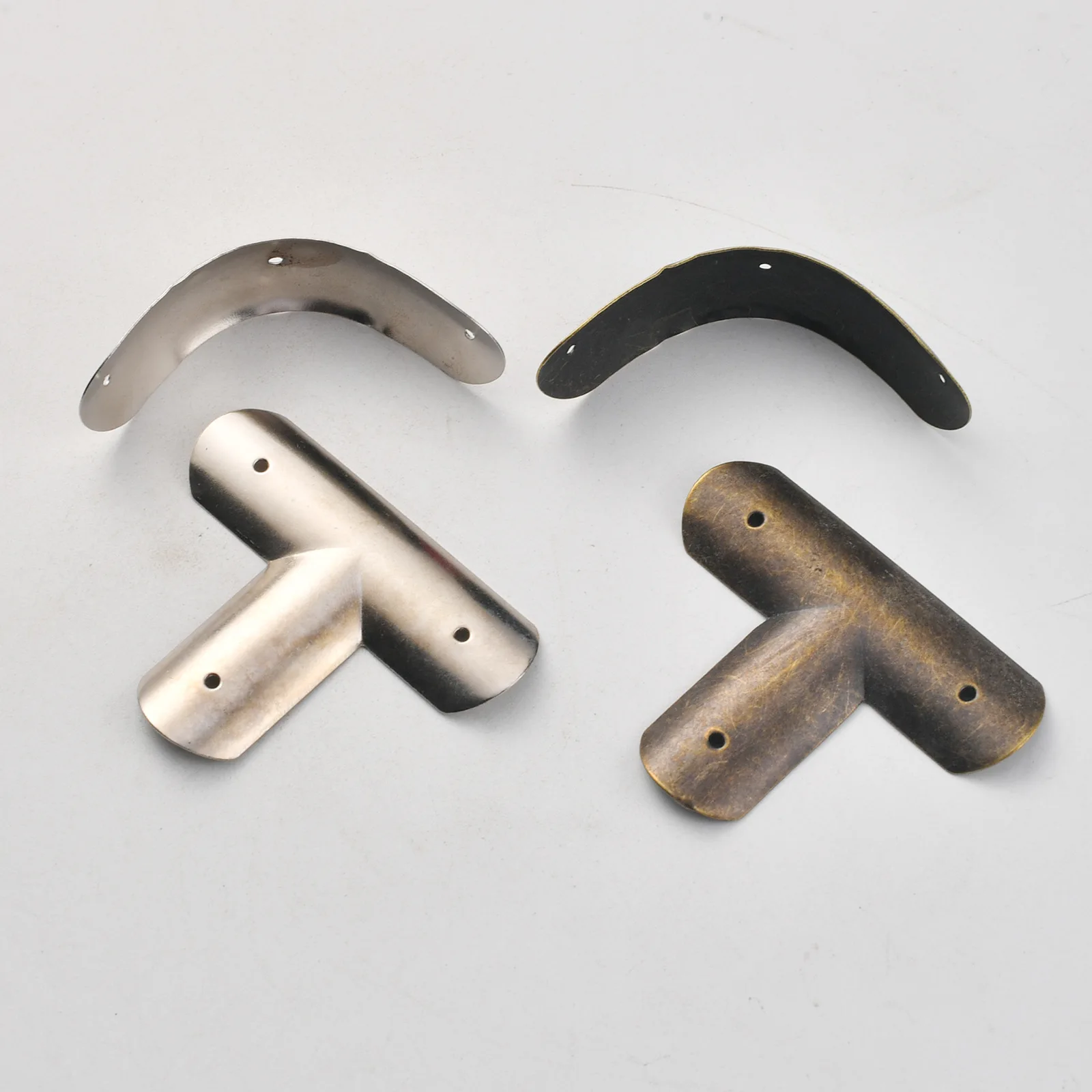 T-shaped corner-wrapping spray paint black iron material right-angle connector T-shaped connector reinforced wood board