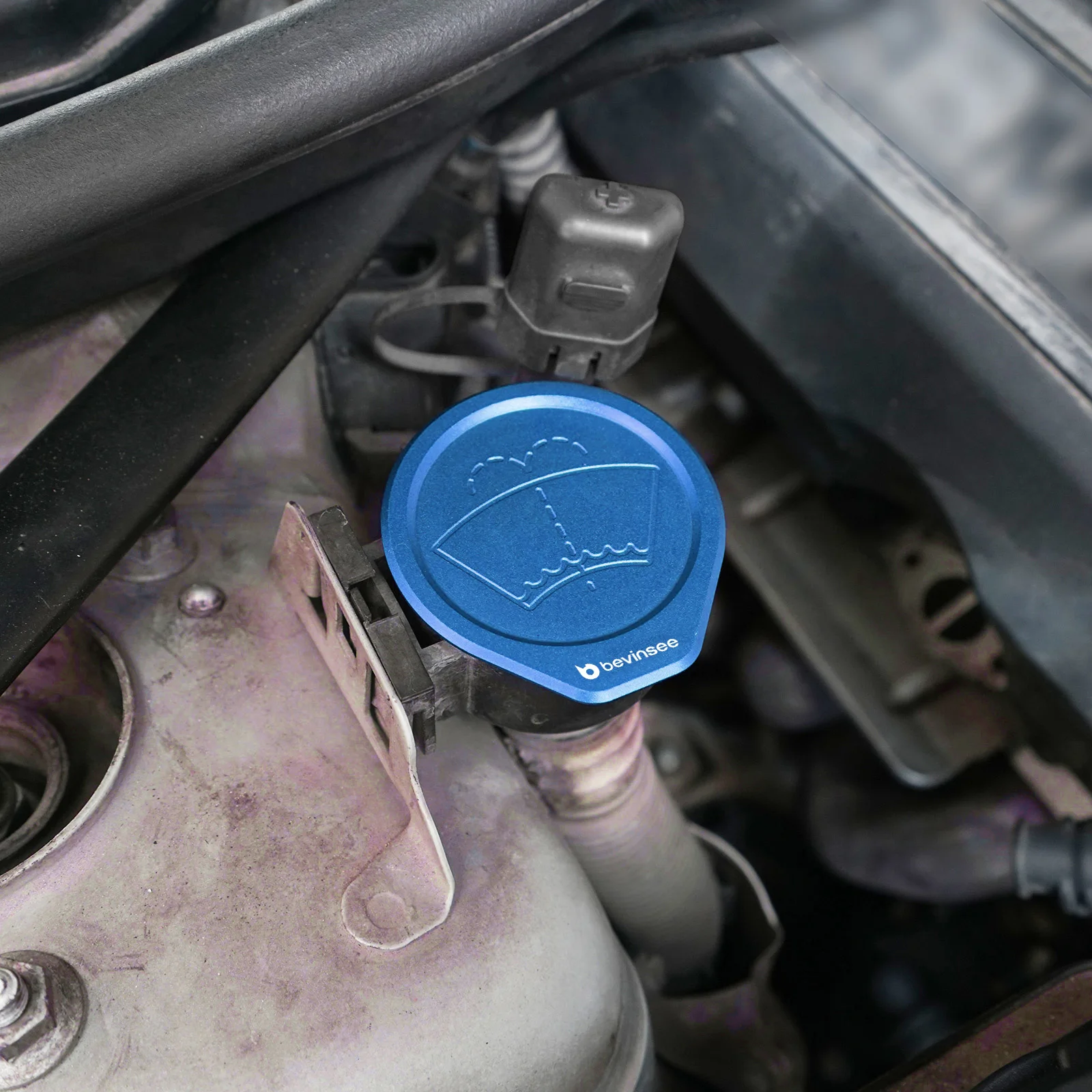 BEVINSEE Aluminium-Scheibenreinigerbehälterdeckel mit O-Ring für BMW E46 320d 330d 320i 323i 325i 330i, Ersatz für 61667007970 – Detail 2