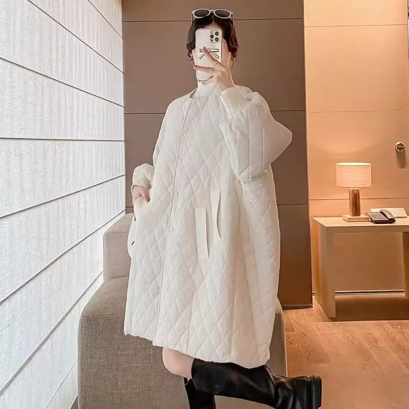 2024 Autumn And Winter Large Size Pregnant Women's Clothing Cotton Jacket Diamond Grid Light Loose Medium Long Quilted Coat a214