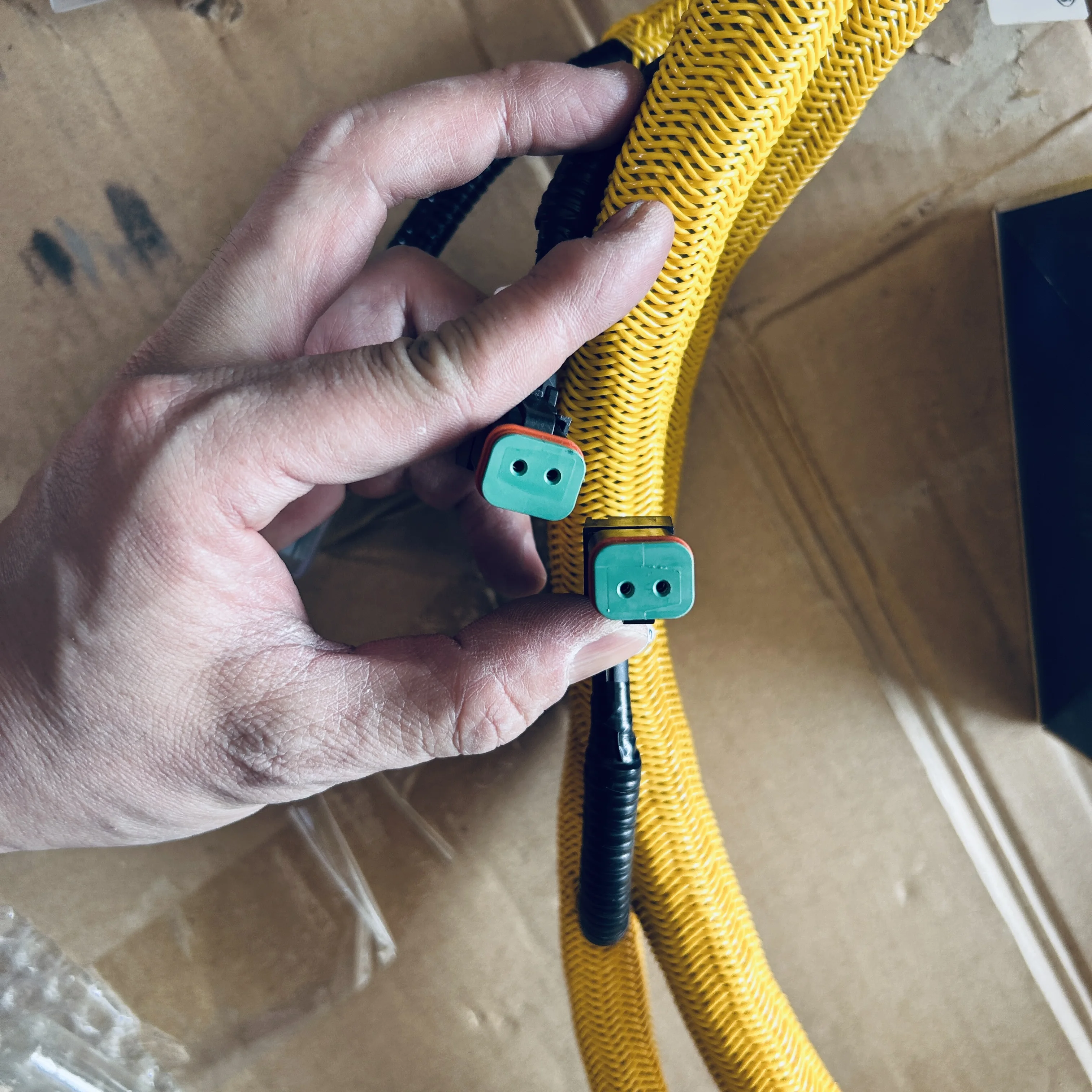 6217-81-8731 High Quality Pc800-7 600-8 850-8 1250-7 Aging Resistant Excavator Harness 6217818731