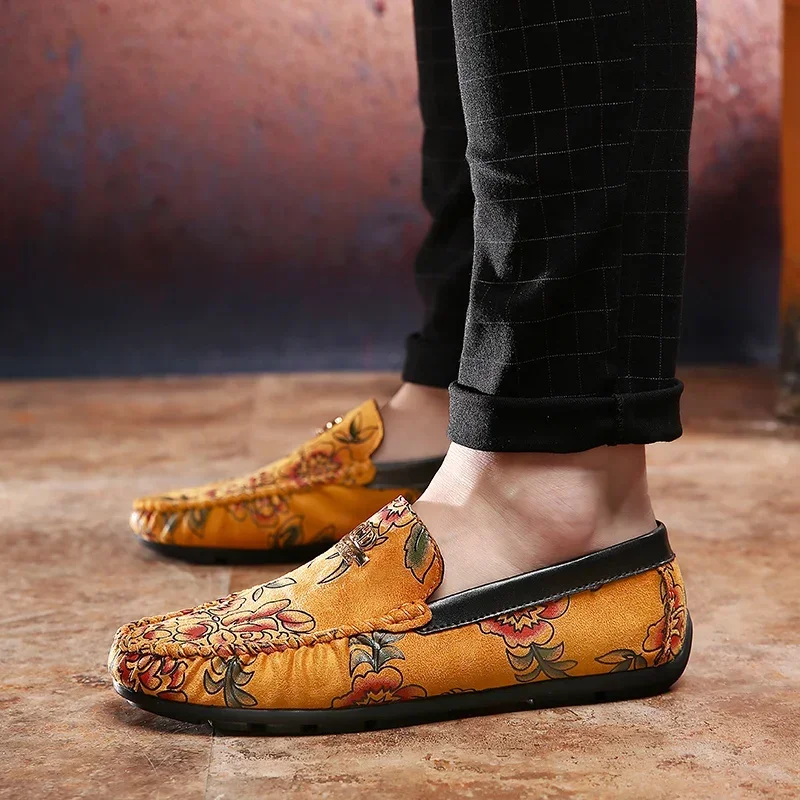 2019 Moccasins Fashionable Split Leather Men Shoes New Trend Casual Slip on Formal Business Wedding Dress Shoes Drop Shipping