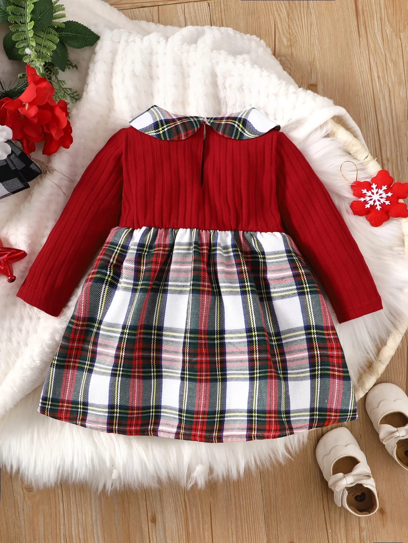 Baby autumn and winter fashion colorful soft comfortable breathable dress.