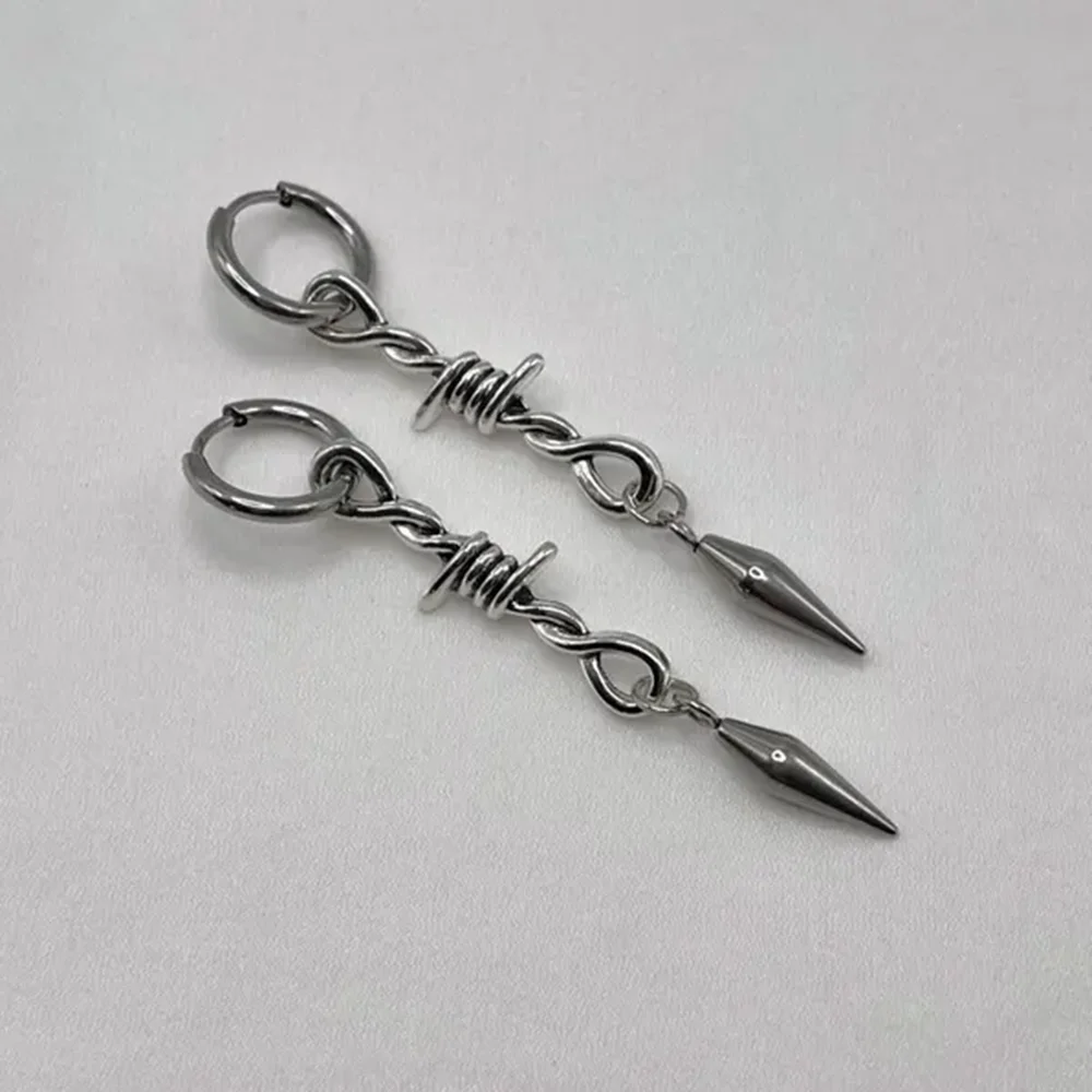 Grunge Barbed Wire Star Spike  - Women'S Fashion Edgy recension och pris