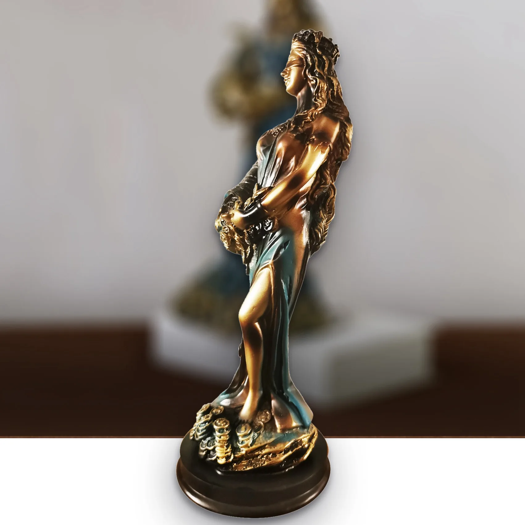 AT77 ปิดตา Fortuna รูปปั้นกรีกโบราณโรมันเทพธิดาแห่งโชคลาภ Vintage Blue Luck ประติมากรรมโชคตกแต่งสําหรับ Home