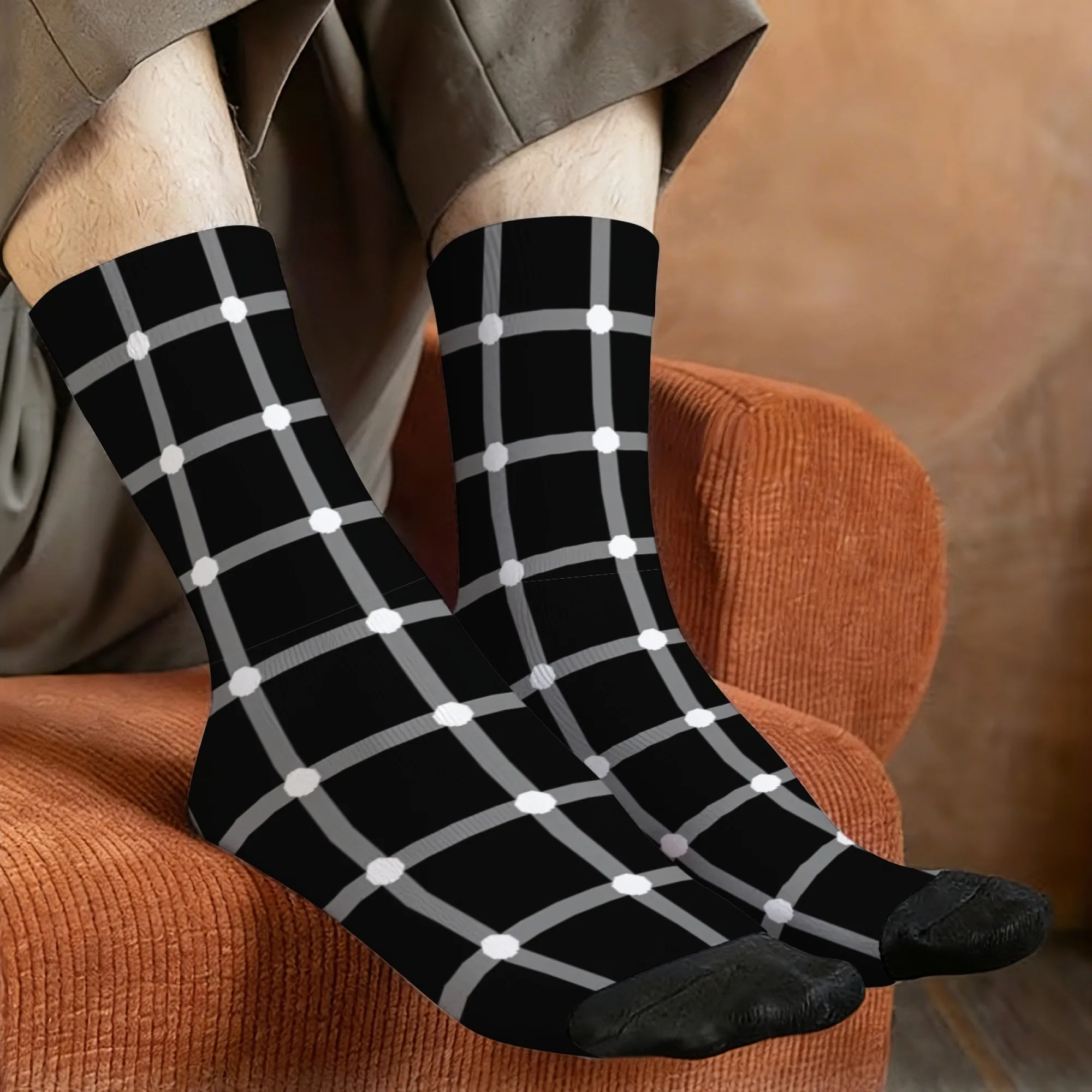 Checkerboard Dot Art Socks Soft Comfortable Skin-friendly Men's Socks Outdoor Sports Fitness Retro Street Style Graphic Socks