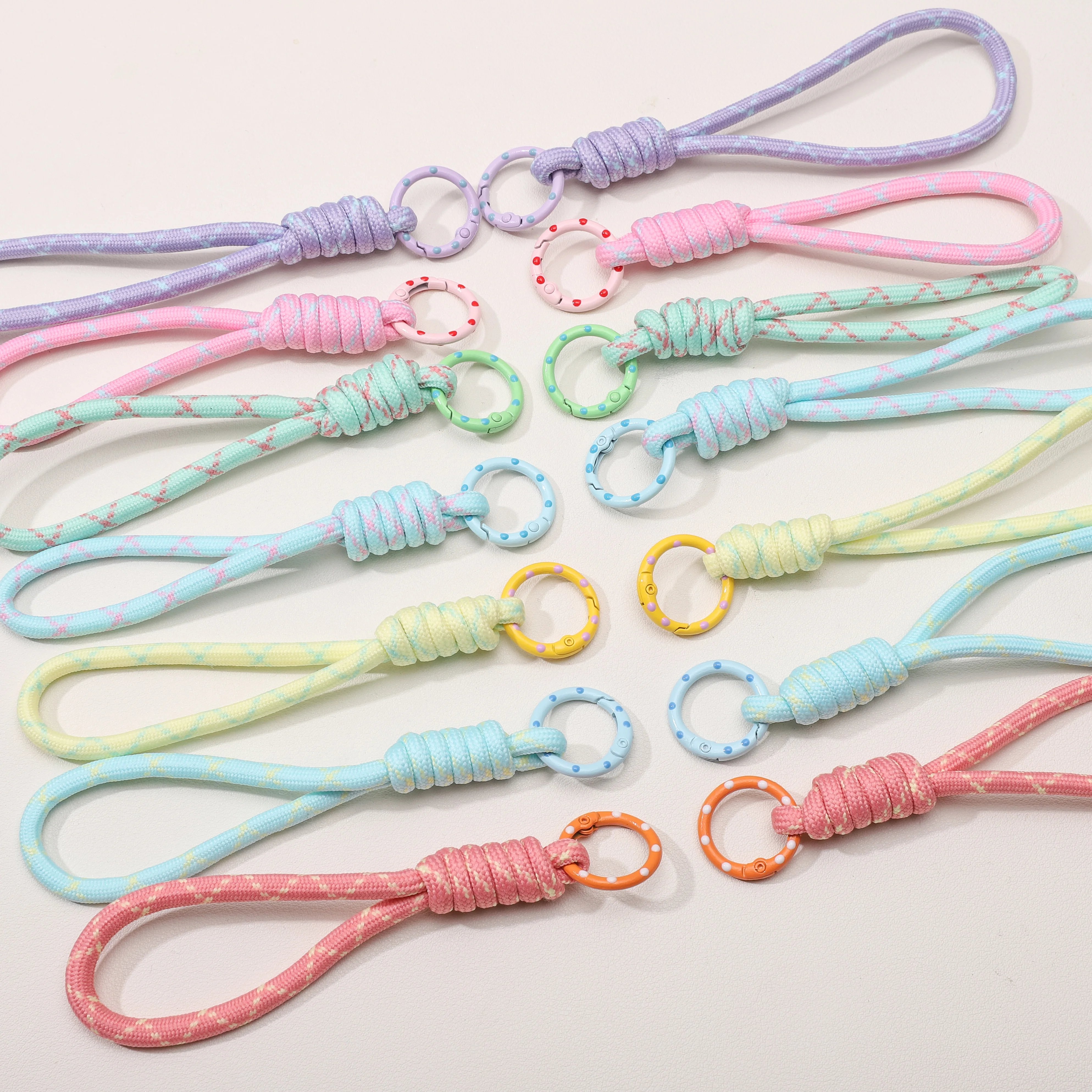 1/7 Stück Gemischte Farben Geflochtener Schlüsselanhänger Handschlaufe mit Metallring für DIY Taschenanhänger Handykette Schlüsselring Zubehör – Detail 6