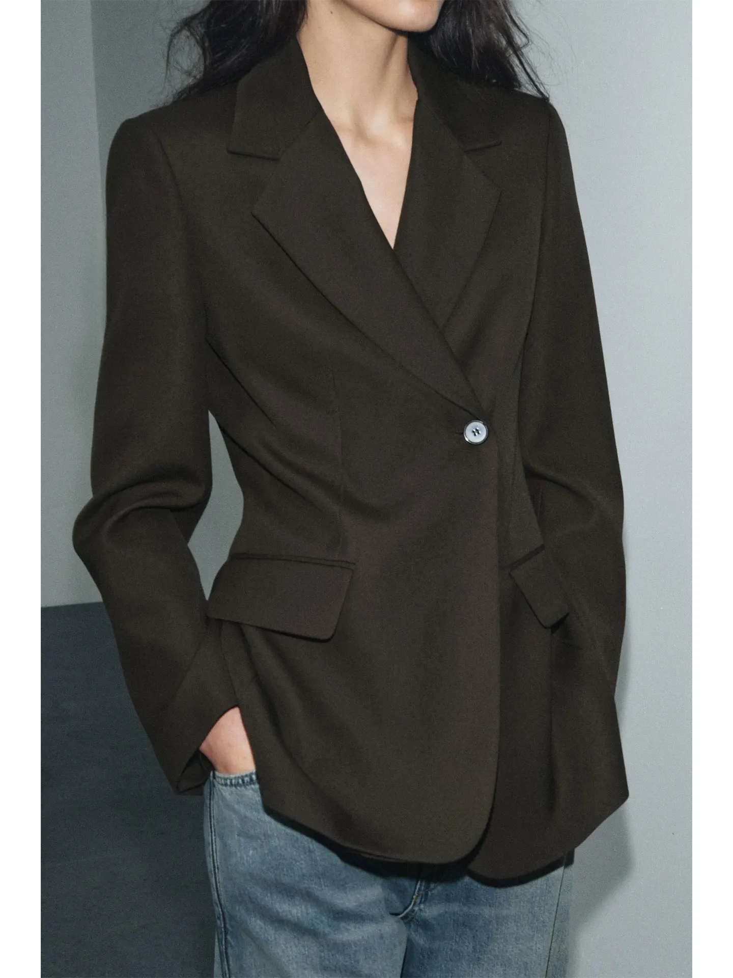 Spring 2026 Fashion Slim Fit Casual Women's Suit Jacket Elegant High-End Feel Long Sleeve Commute Style Not Available in Stores