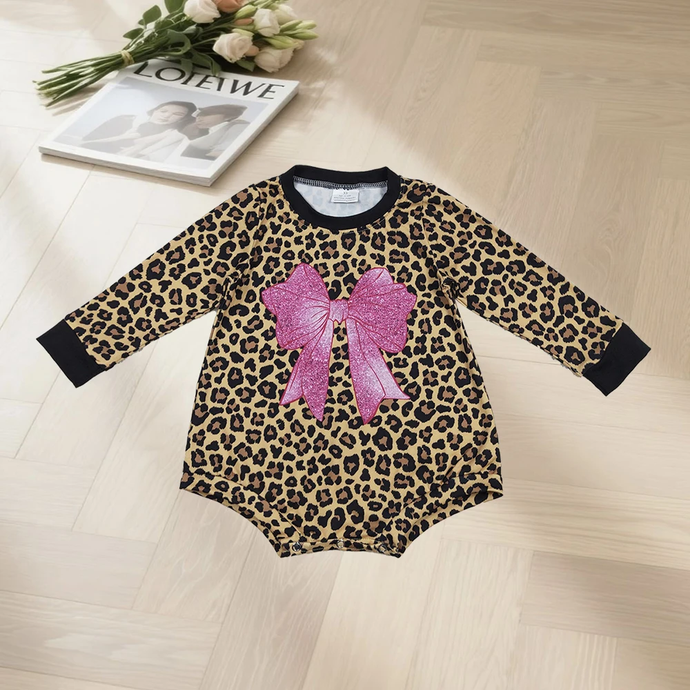 

11.21 Комбинезоны для маленьких девочек Леопардовые комбинезоны с длинными рукавами и розовыми бантами для маленьких девочек