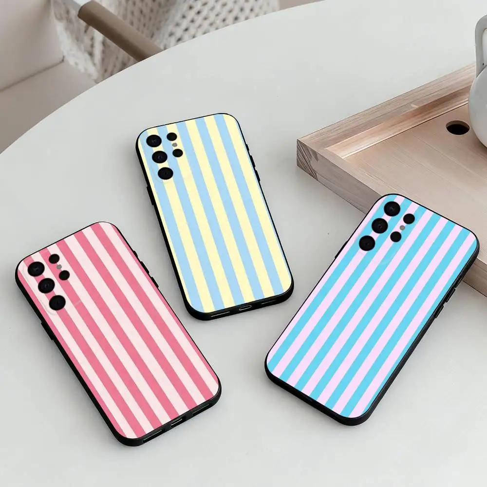 

S-Striped Color-Blocking Art P-Pattern Phone Case For Samsung S25,24,23,22,30,21,10,9,Ultra,Plus,Lite,FE,4,5 G Soft Black Case