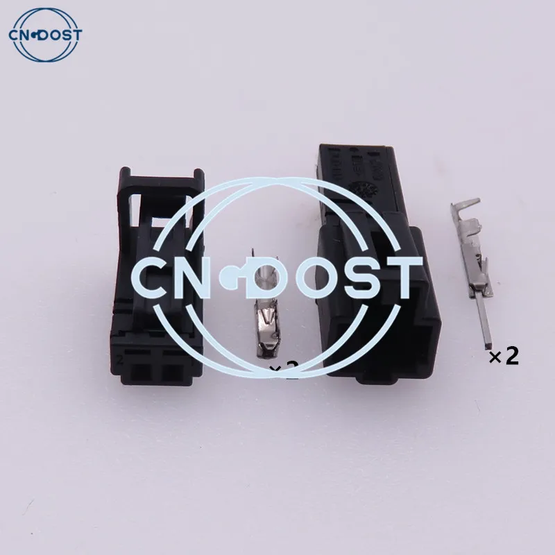 1 Set 2 Pin 4B0971832 4B0971832 4E0972575 Door Lamp Interior LED Light Plug AC Assembly Speaker Socket For Audi VW Skoda