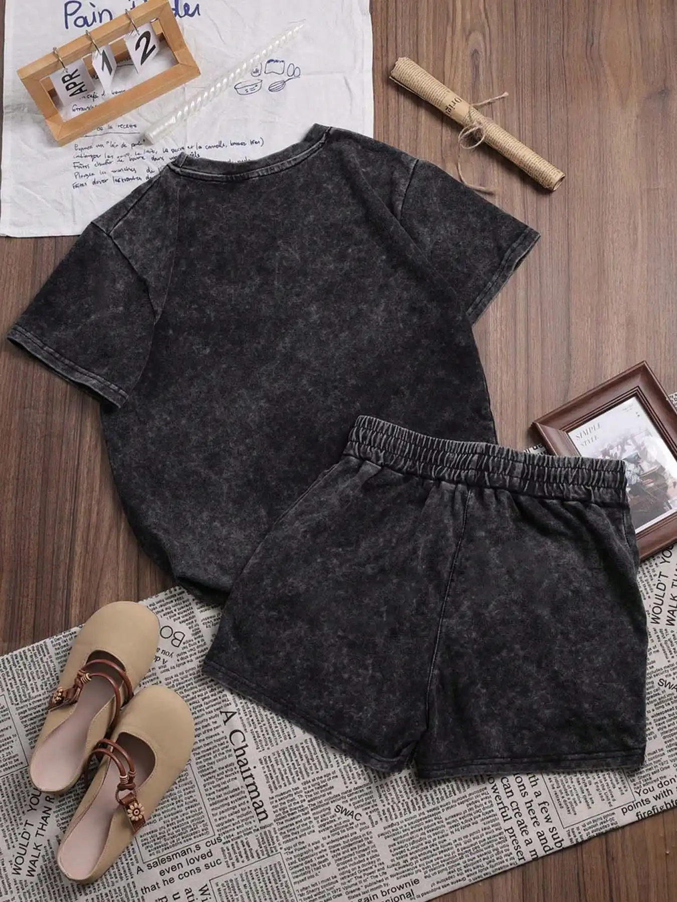 

Черный хлопковый комплект из футболки с коротким рукавом и шорт в стиле винтаж Y2K, уличная мода, повседневный стиль для женщин