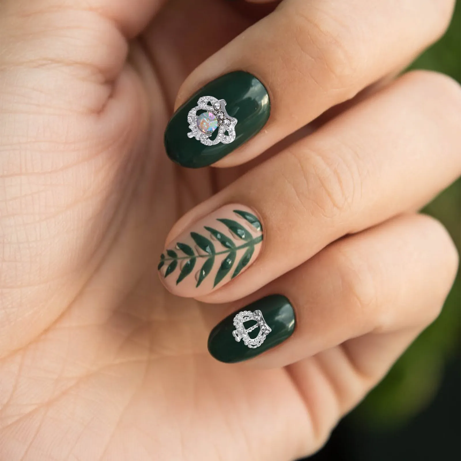 

50Pcs Alloy Nail Charms Crown Pattern 3D Nail Art Rhinestones DIY Manicure Decorations Festival Birthday Gift Sparkle Beauty