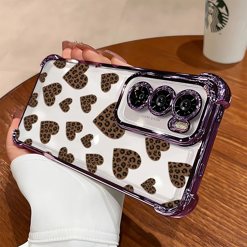 Dustproof Case For Moto G77 G75 G35 G32 G60 G15 G14 G06 G40 Fusion G37 Power E22 E13 G9 Play Heart-Shaped Leopard TPU Cover Capa