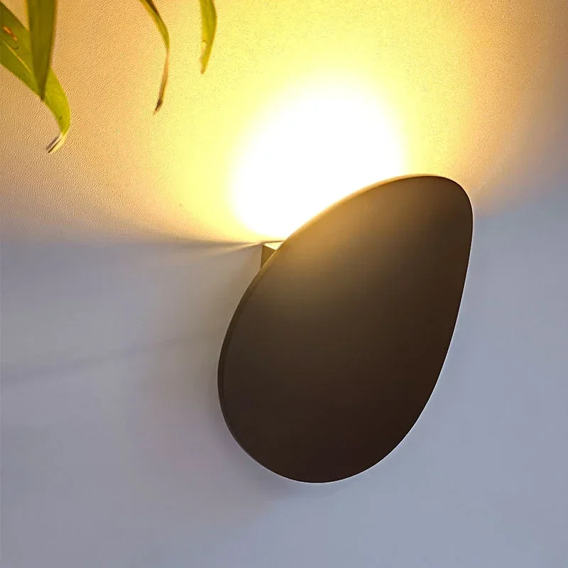 

Waterproof LED Wall Light for Outdoor Villa Decoration - Minimalist Circular Porch Light for Balcony, Garden, Pathway