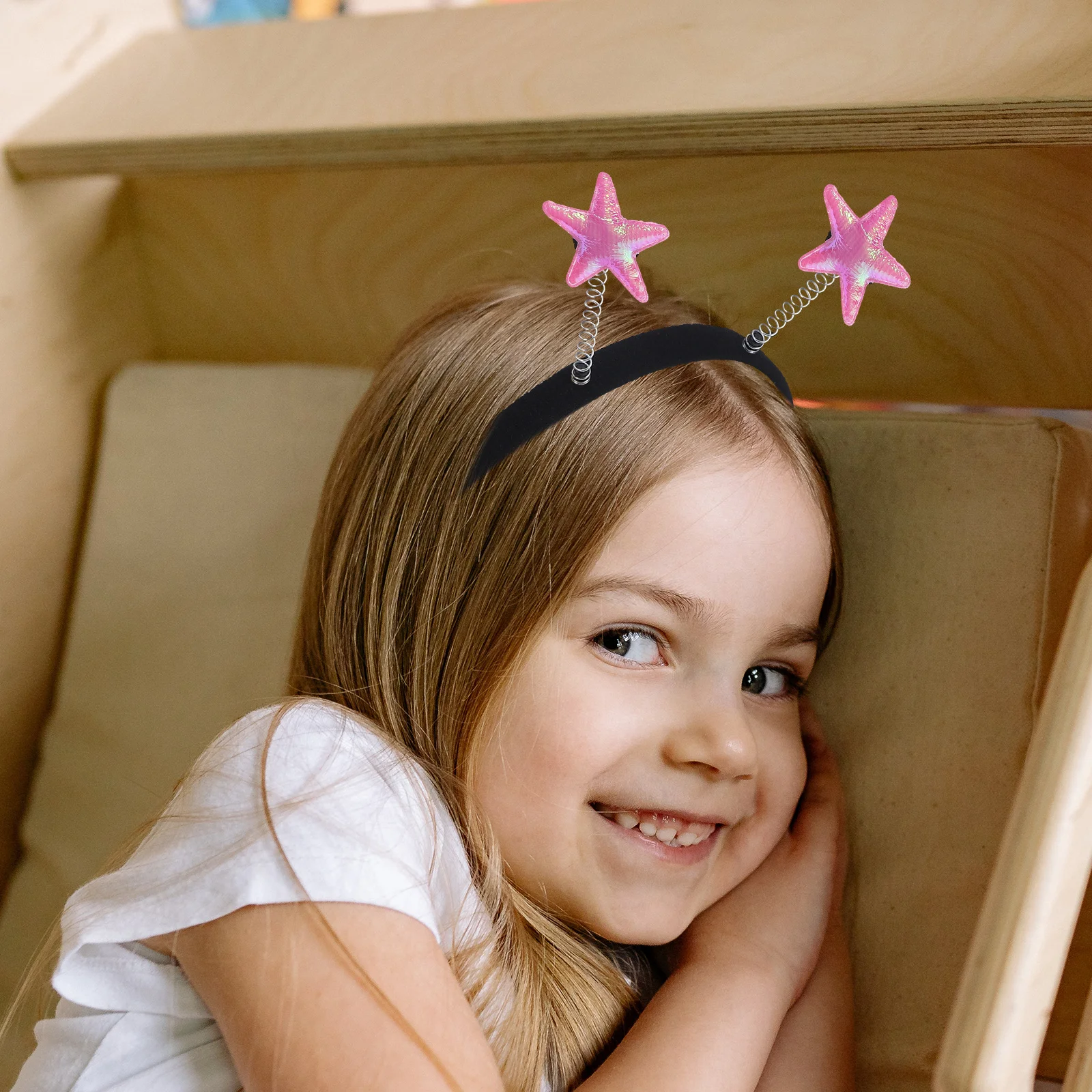 

Star Headband Lightweight Plastic Cloth Metal Cute Creative Spring Function Party Birthday Wedding Hair Hoop for Women