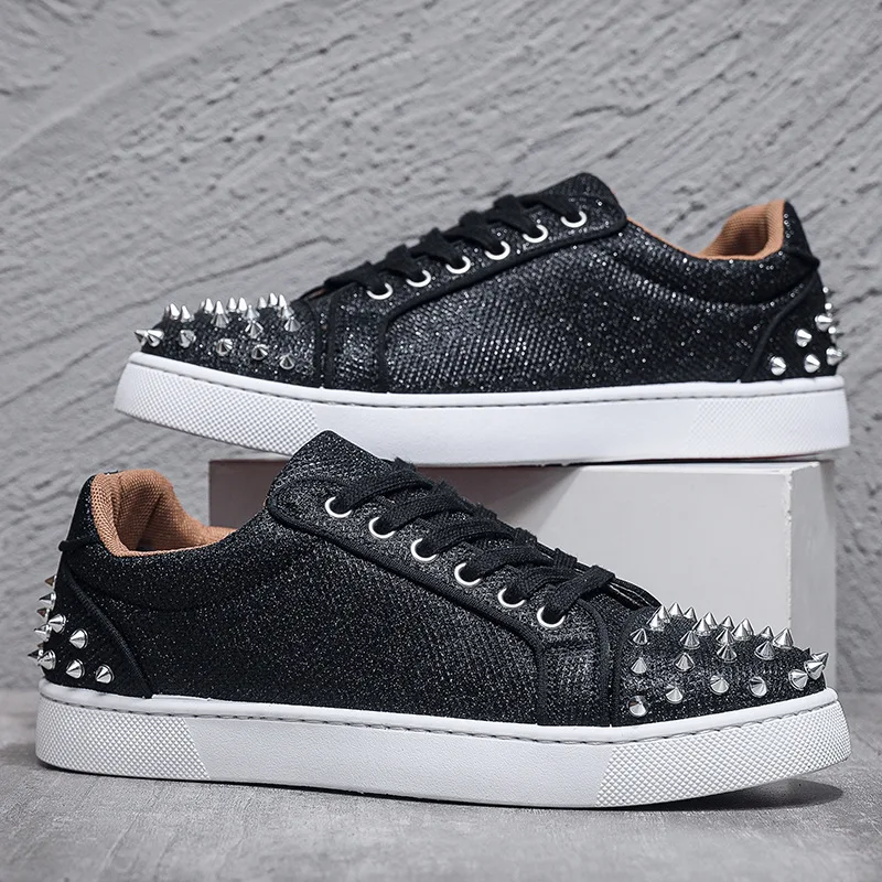 

Модные повседневные кроссовки для пар с красной подошвой и заклепками, высококачественные мужские и женские кеды