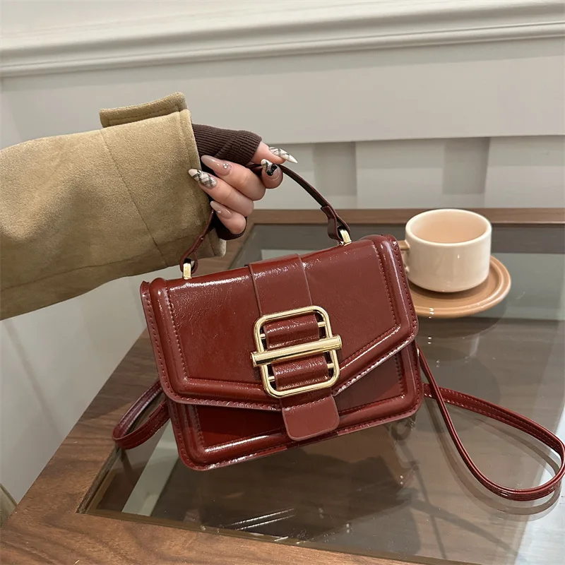 

2025 Minimalist Square Bag Solid Color Shoulder Purse for Women Spacious Crossbody Tote Vintage Top Handle Bag Retro Night Bag​