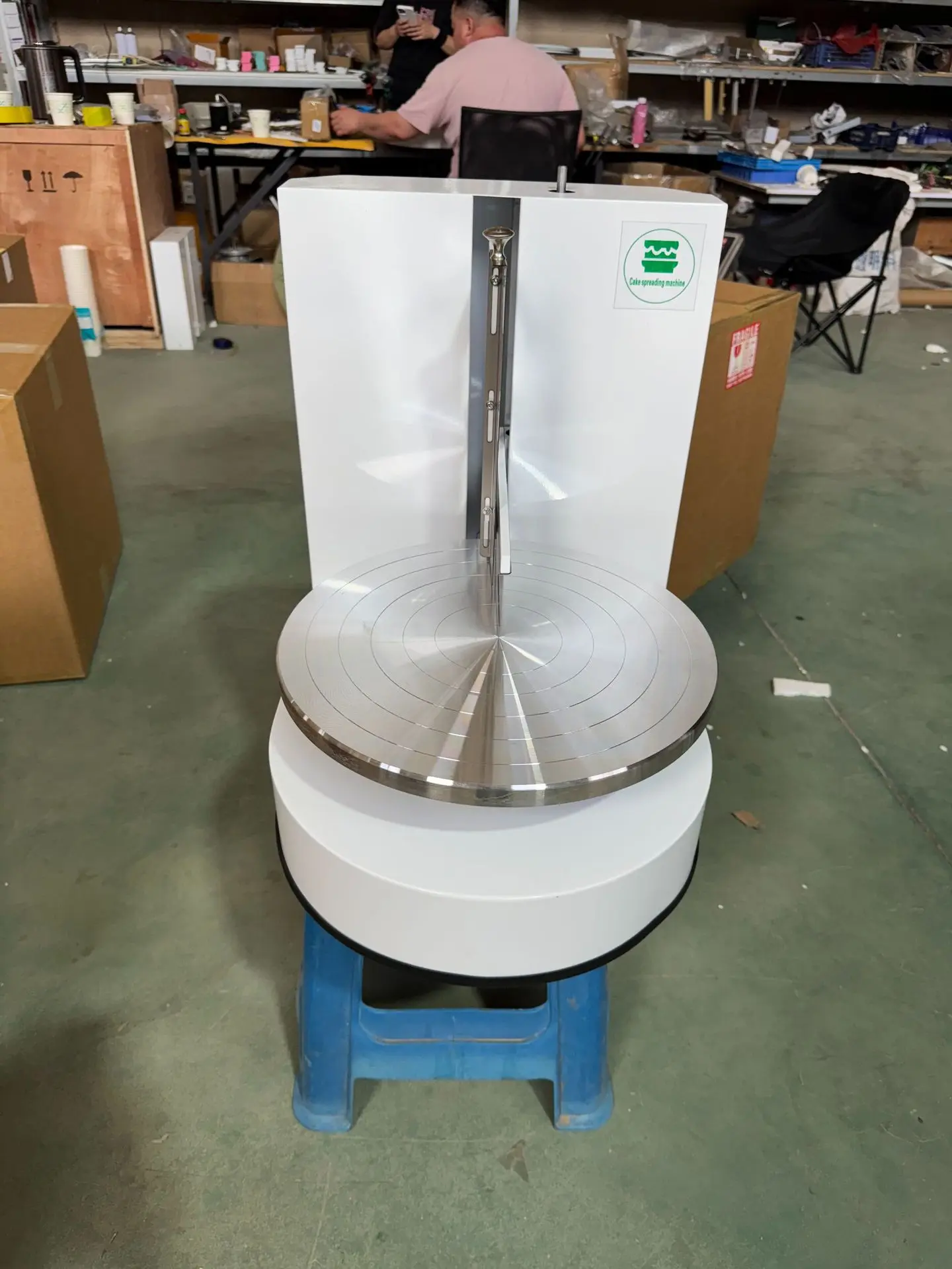 Cake Frosting Machine Cake Base Frosting Butter Smoothing  Automatic Baking Frosting and Butter Smoothing Machine
