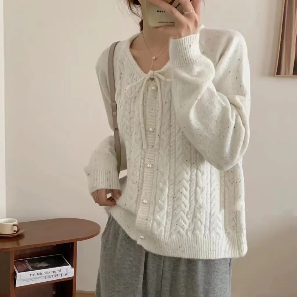 

Women's Korean-Style Knitted Cardigan Lace-Up Loose Fit Soft Yarn Twist Texture Pattern Mixed Age-Reducing Gentle Style Coat