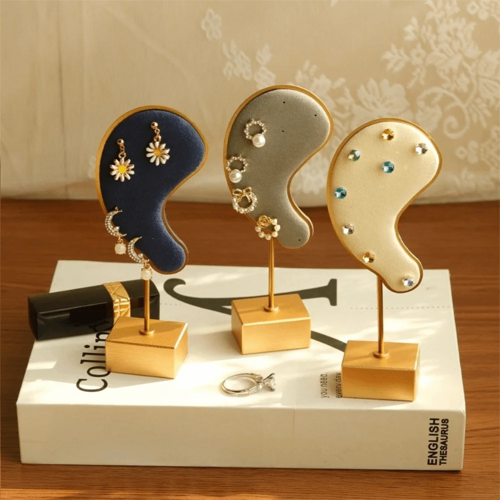 

Ear Shape Earring Display Stand Charms Microfiber Ear Clip Holder High-end Ear Model Earring Hanging Rack Photography Props