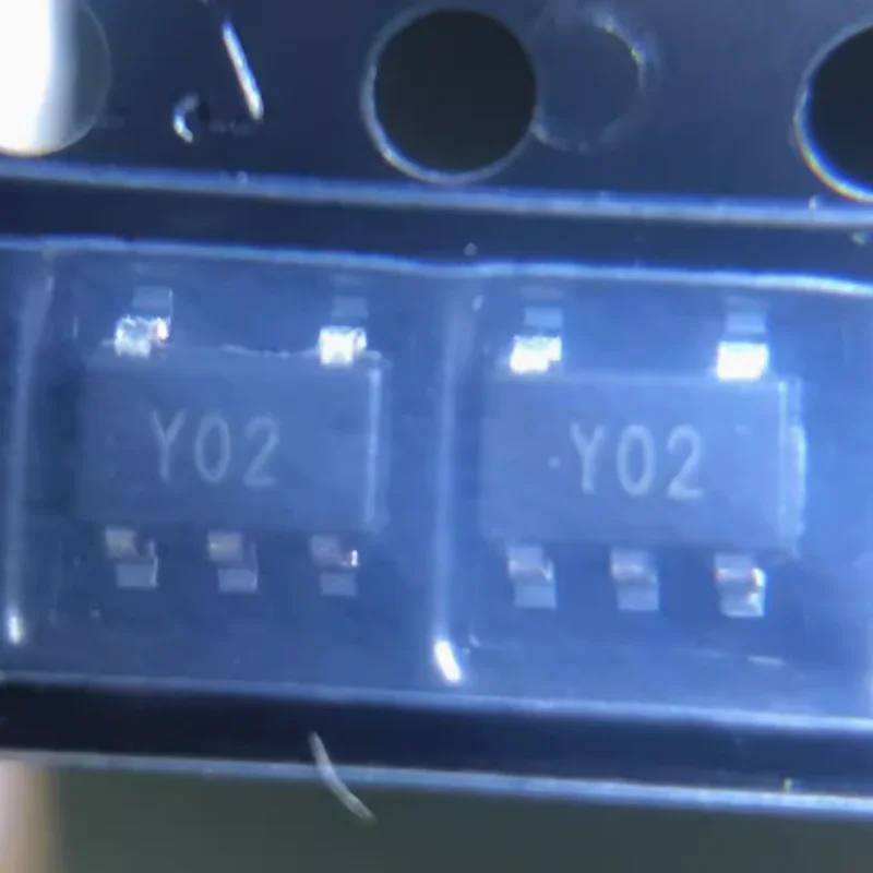 

AD8211YRJZ Y02 SOT-23-5 New Original Genuine