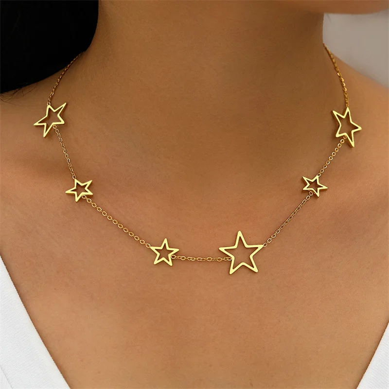 New Stainless Steel Sense of Design Retro Style Hollow Out Size Five Pointed Star Fashionable and Simple Necklace for Women