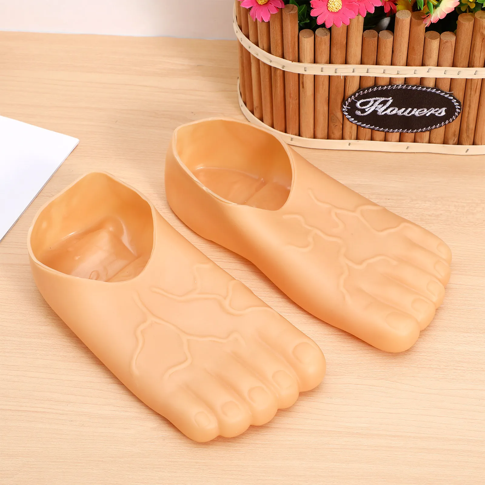 1 Pair Giant Feet Slippers Giant Feet Covers Realistic Foot Shoe Covers Scary Costume Props Toe Slippers For Cosplay Accessories