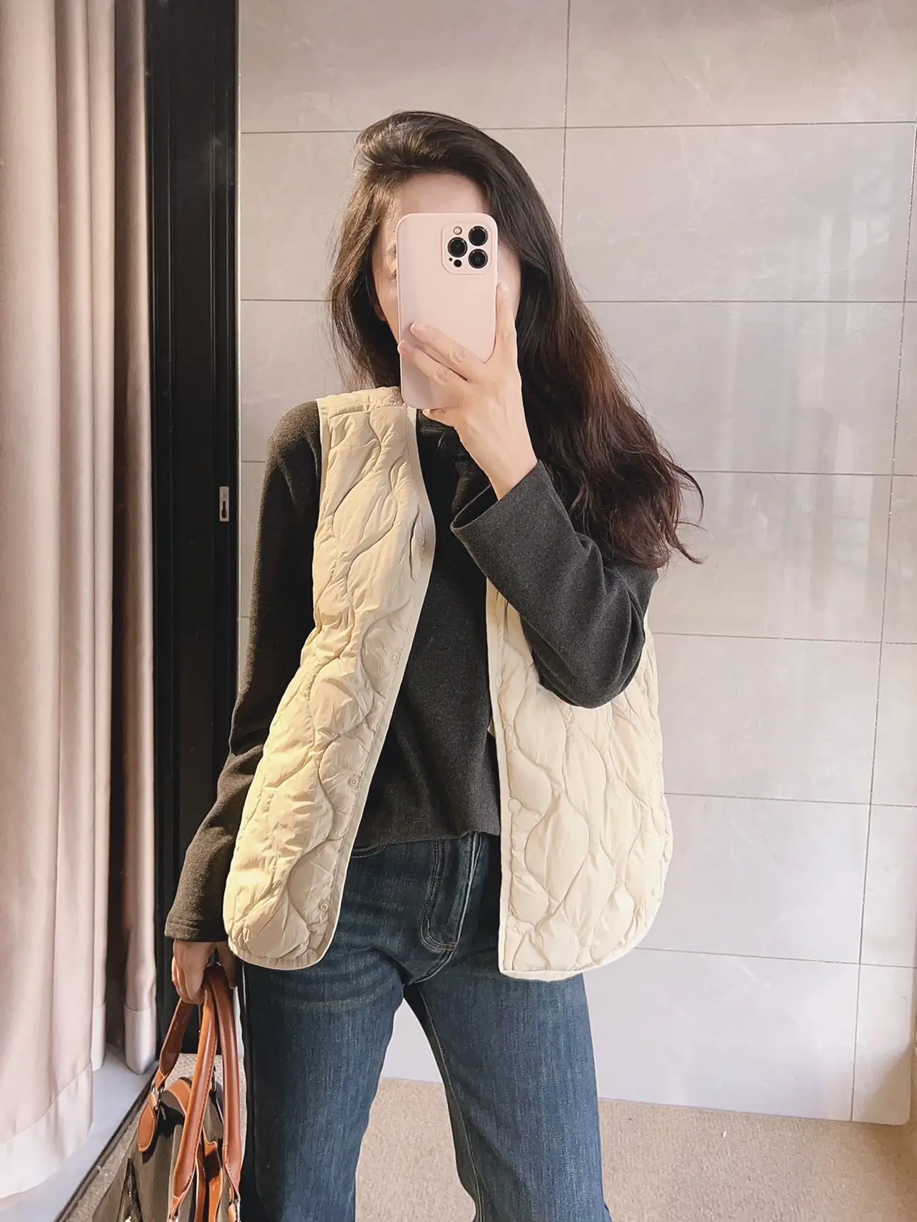 

Утягивающий белый жилет Du-пуховик, японский легкий стеганый жилет V-Ne для женщин, синтетическое волокно, длинный шелковый материал