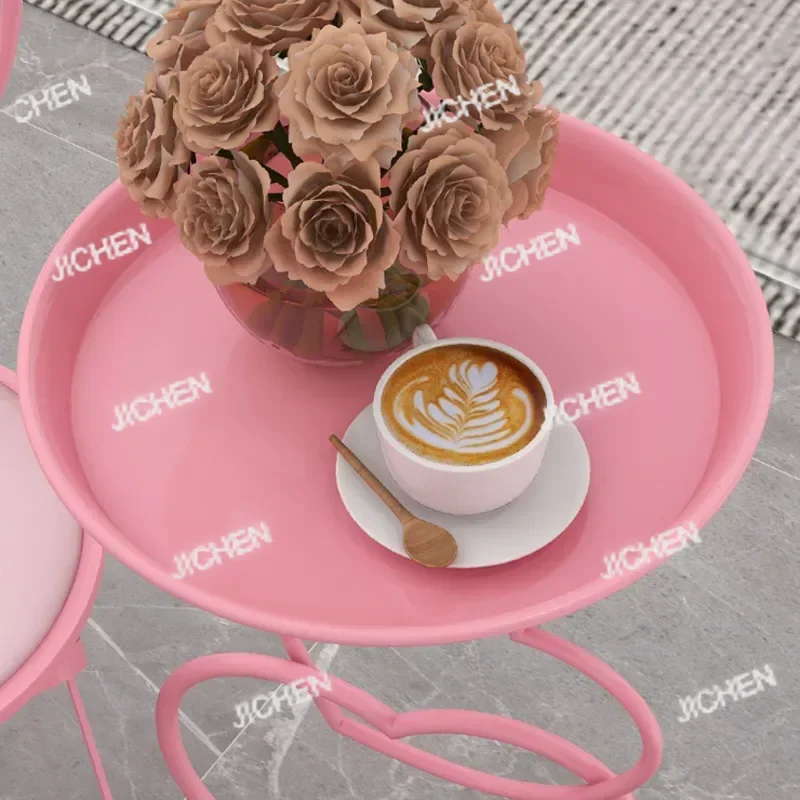 JCロマンティックピンクウェブセレブリティミルクティーショップコーヒーテーブルビューティーネイル補助テーブルと椅子北欧ホームバルコニーテーブル