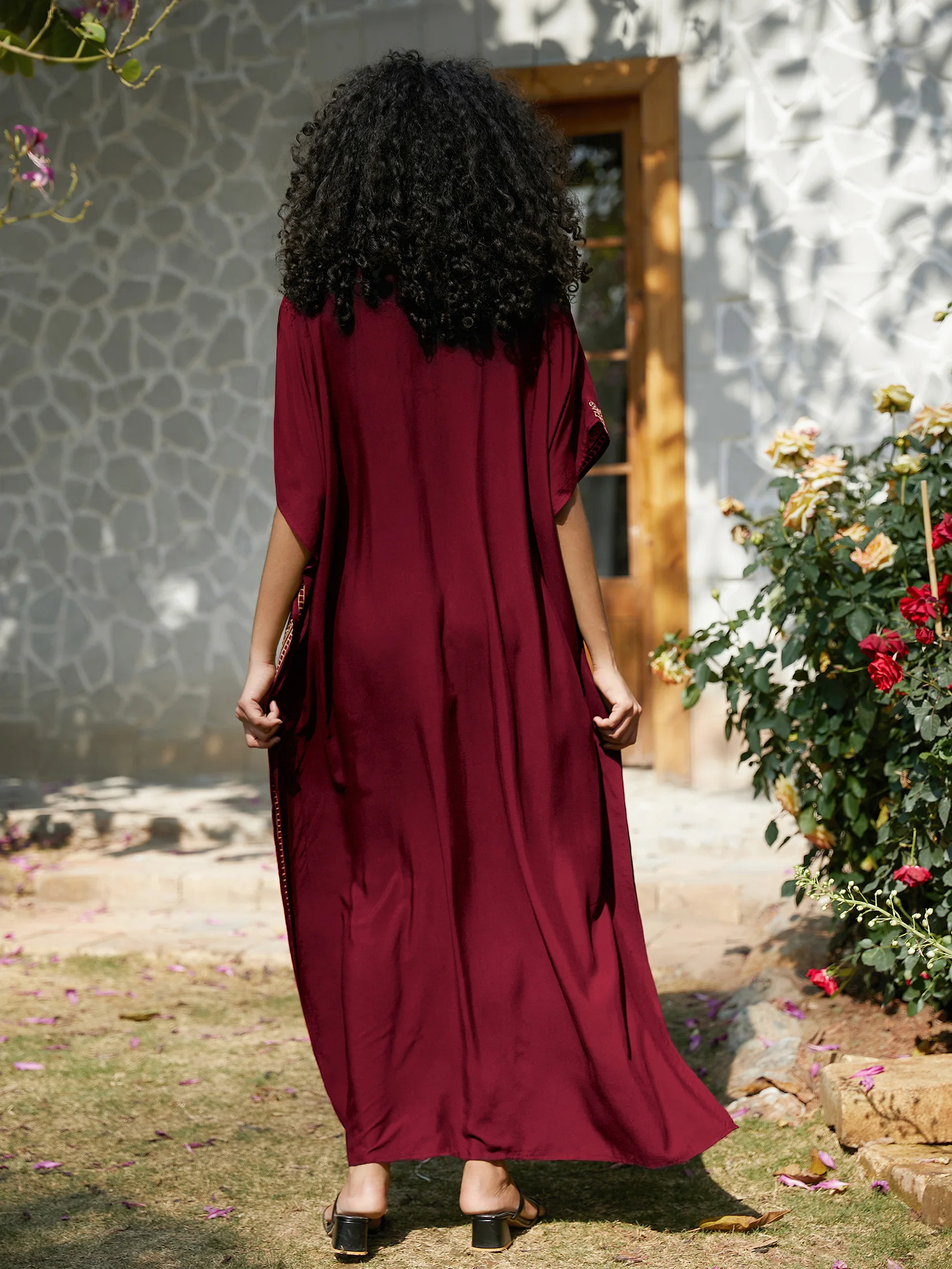 2024 Plus Size Women Dress V-neck Gold Embroidered Clothing Print Robe Summer Beach Cover-ups Casual Loungewear Maxi Dress Q1642
