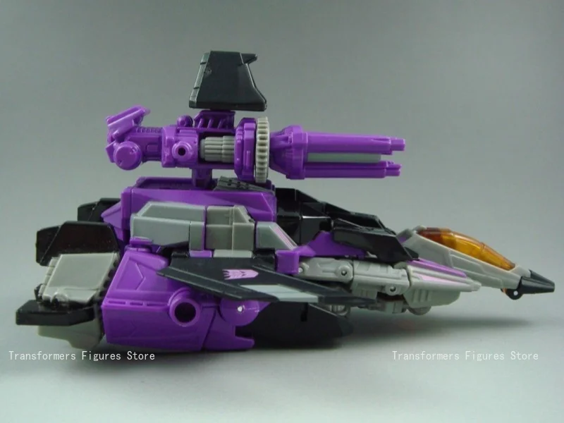 W magazynie Hasbro Transformers G Series 30th Anniversary D Class Skywarp Figurka akcji Anime Ruchomy model robota Prezenty kolekcjonerskie