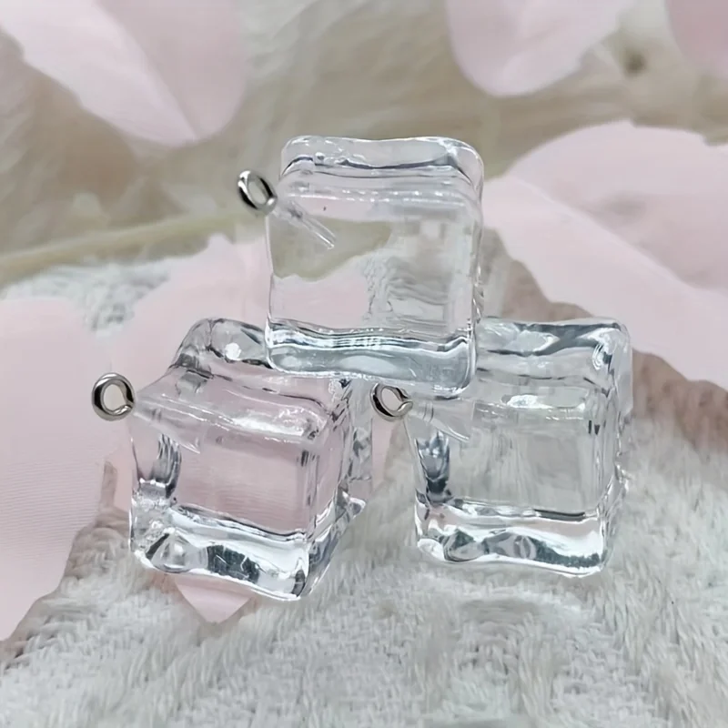 10pcs Transparent Ice Cube Resin Pendant Charm 3D Geometric Ice Charm Fashion Jewelry Accessories Earrings Keychain Floating