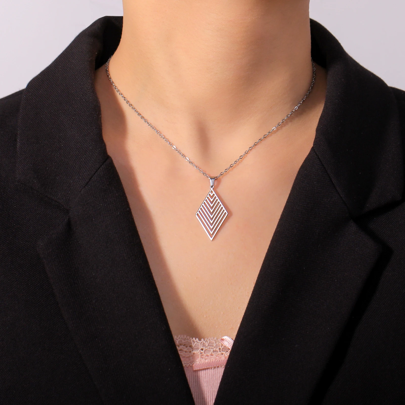 Stainless Steel Bohemian Necklace Rhombus Waterdrop Stripe Geometric Pendant Chain Necklaces Women Fashion Party Jewelry Gifts