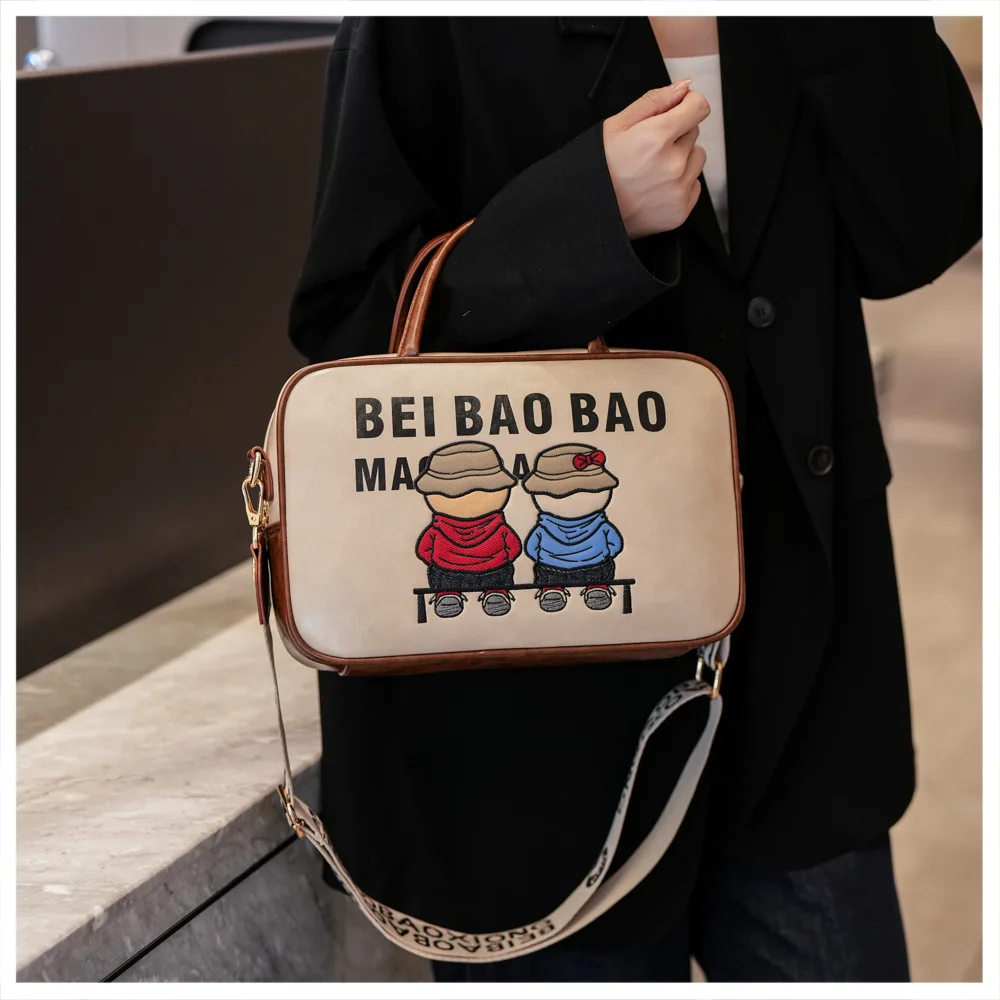 

‌2025 New Designer Cartoon Tote Bag Unique Crossbody/Shoulder Purse Lightweight Handbag with Original Art Print Daily Accessory