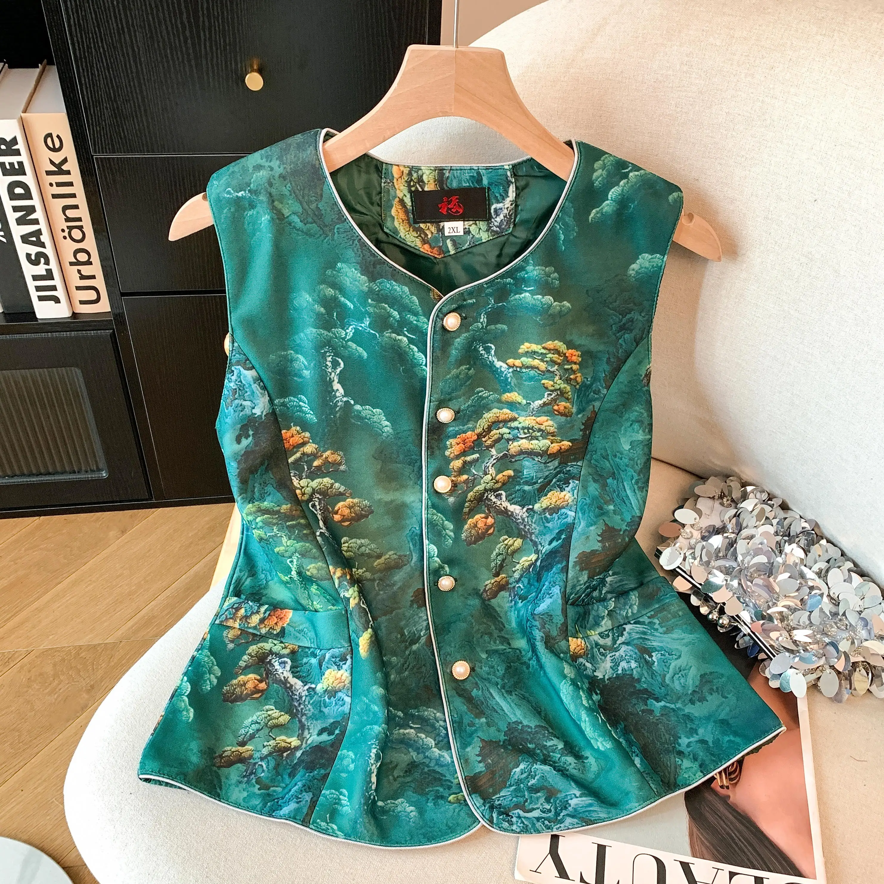 New Chinese Style Women's Jacket 2026 Spring Autumn New Model Stand Collar Satin Embroidered Flower Sleeveless Outerwear
