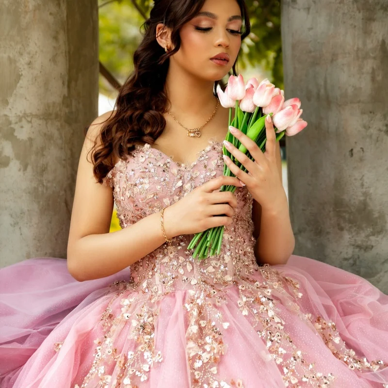 

Pink Quinceanera Dresses Off the Shoulder Golden Sequins Crystal Decal Bow Long tail Vestido e 15 Quinceanera Customize